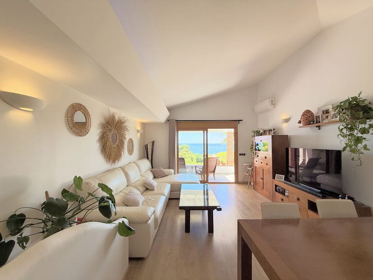 Villa for Sale in Estepona, Malaga 2