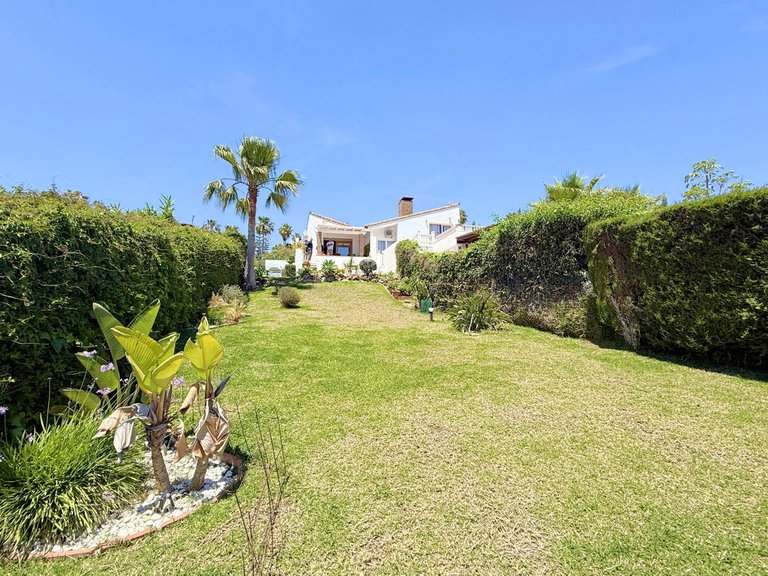 Villa for Sale in Estepona, Malaga 5