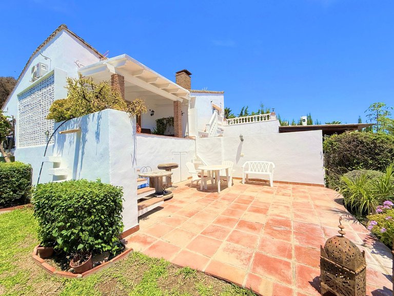 Villa for Sale in Estepona, Malaga 6