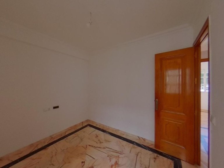 Villa for Sale in Estepona, Malaga 10