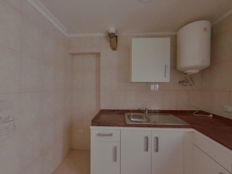 Villa for Sale in Estepona, Malaga 3