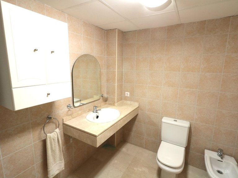Apartment for Sale in New Golden Mile, Malaga 28