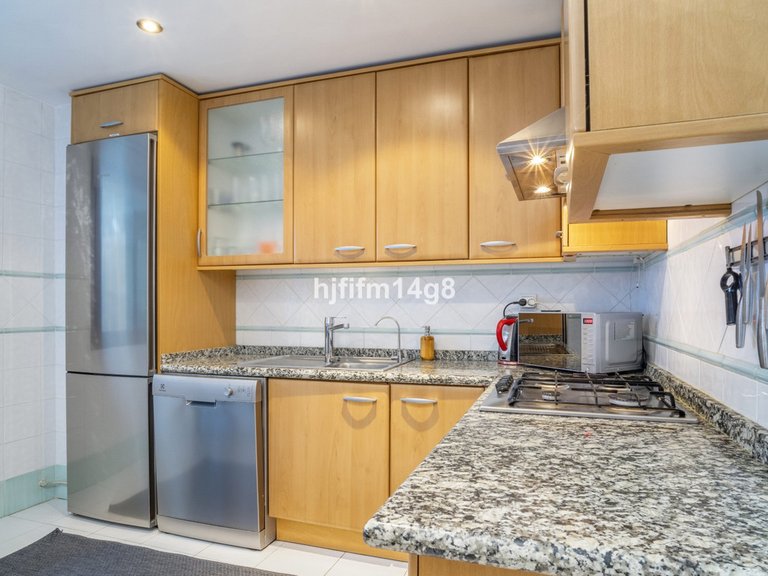 Apartment for Sale in San Pedro De Alcántara, Malaga 10