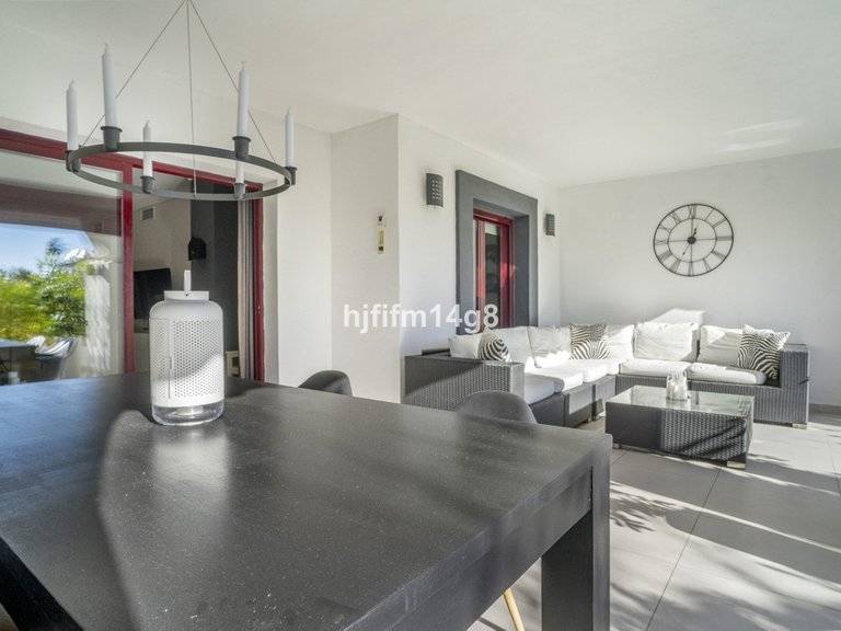 Apartment for Sale in San Pedro De Alcántara, Malaga 23