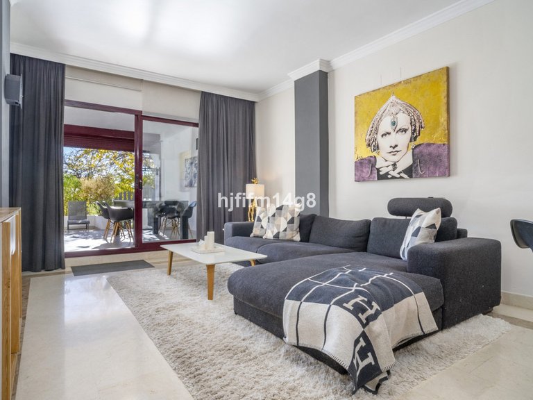 Apartment for Sale in San Pedro De Alcántara, Malaga 5
