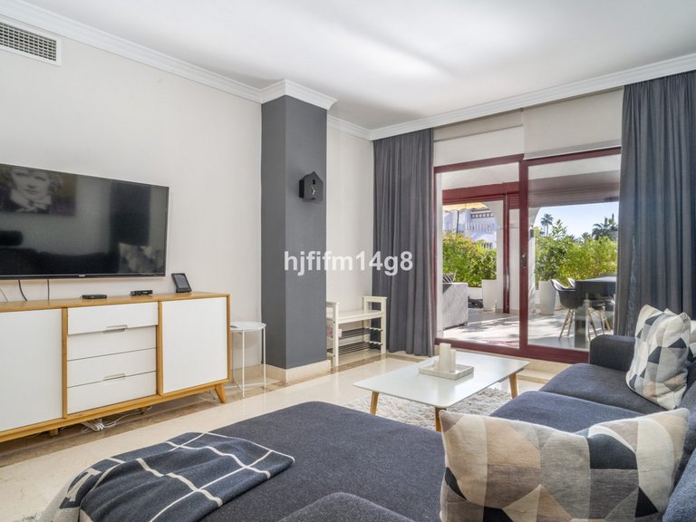 Apartment for Sale in San Pedro De Alcántara, Malaga 6