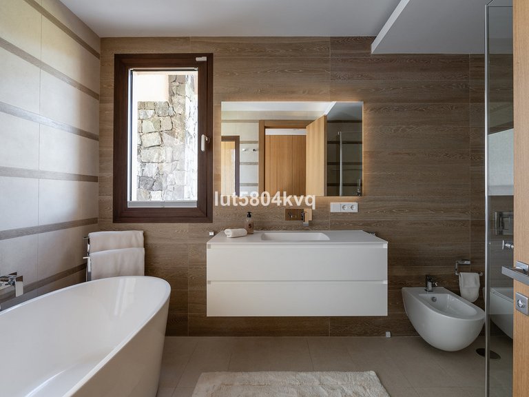 Apartment for Sale in Benahavís, Malaga 13