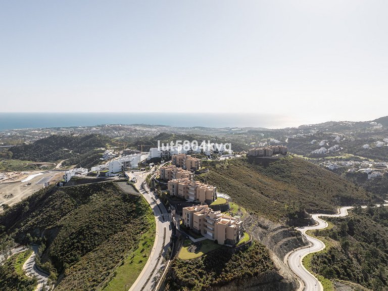 Apartment for Sale in Benahavís, Malaga 15