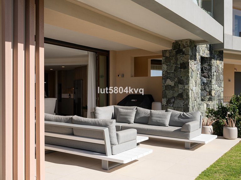 Apartment for Sale in Benahavís, Malaga 5