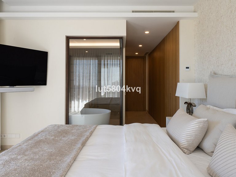 Apartment for Sale in Benahavís, Malaga 8