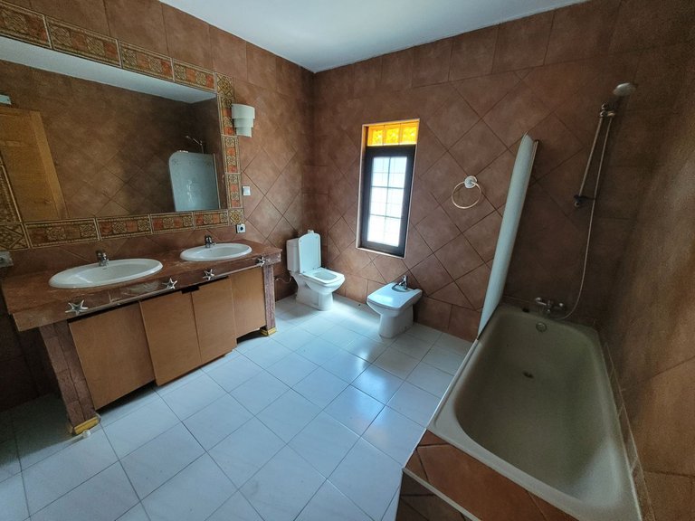 Villa for Sale in Costa del Sol Rio Real Golf, Malaga 17
