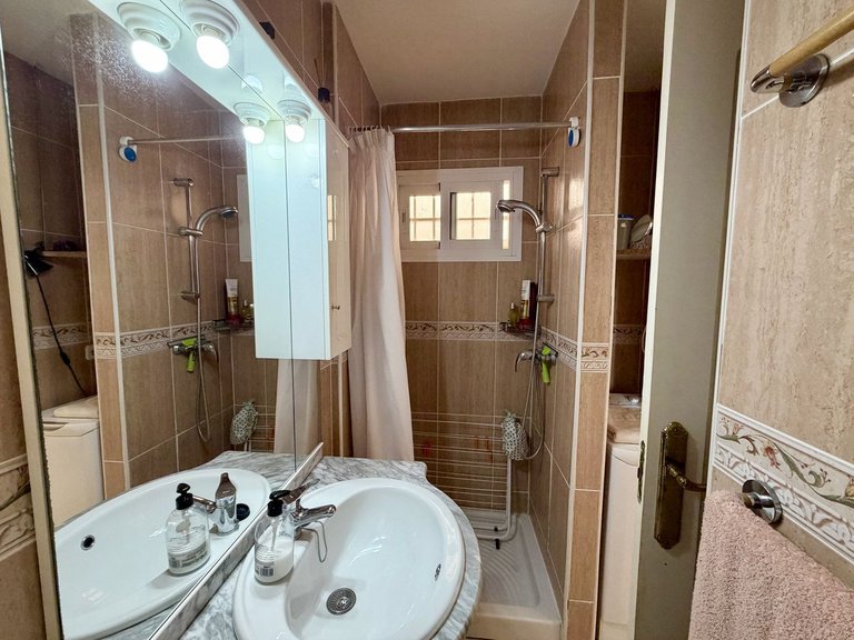 Apartment for Sale in Benalmadena, Malaga 8