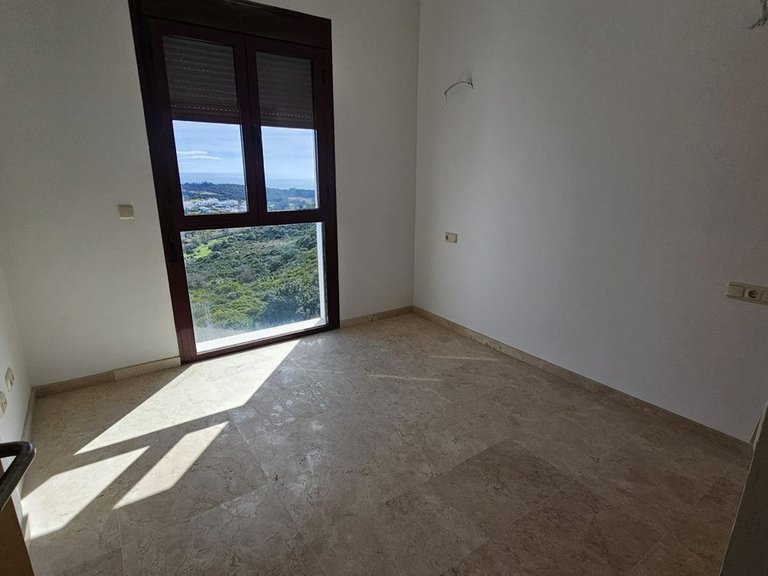 Villa for Sale in Doña Julia, Malaga 10