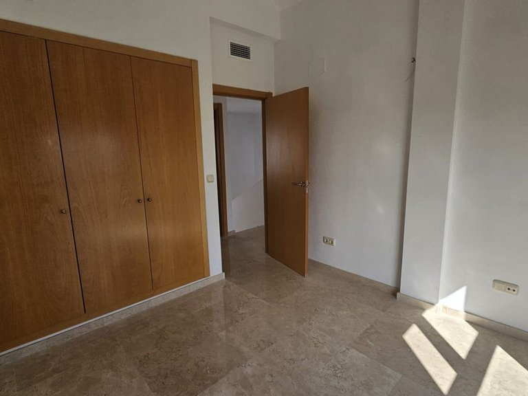 Villa for Sale in Doña Julia, Malaga 12