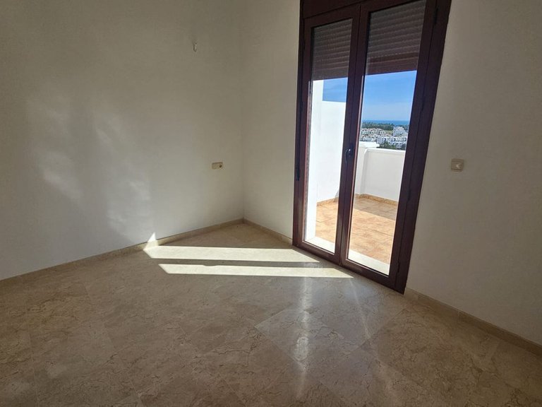 Villa for Sale in Doña Julia, Malaga 14