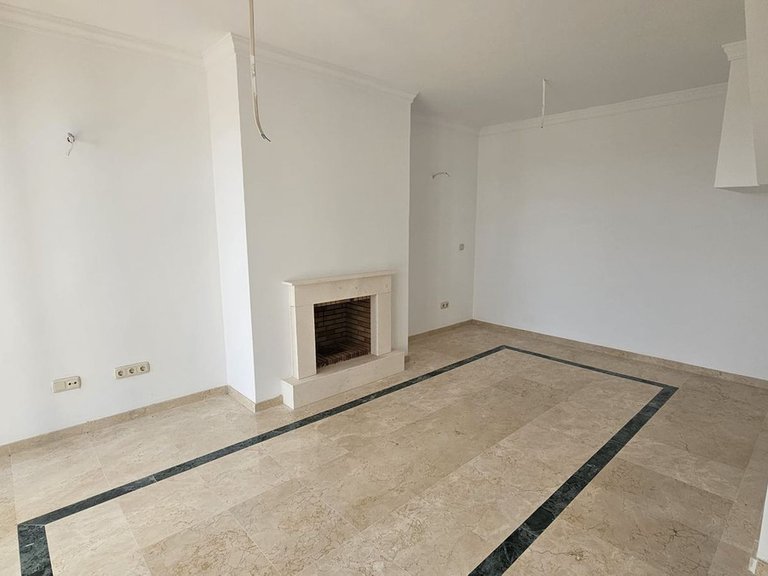 Villa for Sale in Doña Julia, Malaga 20