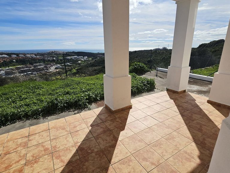 Villa for Sale in Doña Julia, Malaga 23