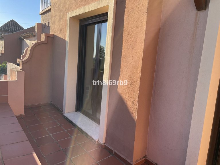 Villa for Sale in Estepona, Malaga 23