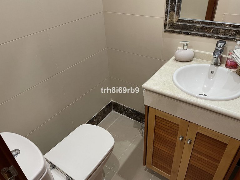 Villa for Sale in Estepona, Malaga 27