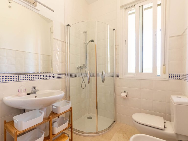 Villa for Sale in Mijas Golf, Malaga 10