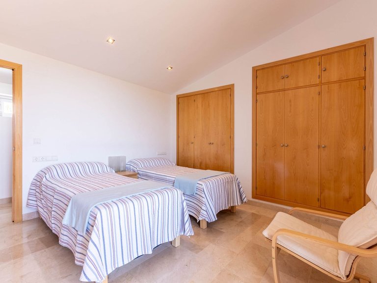 Villa for Sale in Mijas Golf, Malaga 16
