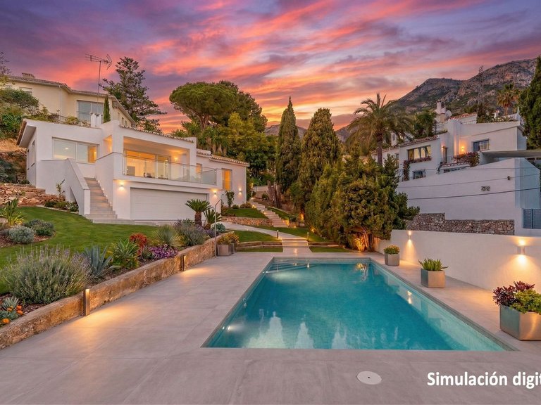 Villa for Sale in Benalmadena, Malaga 1