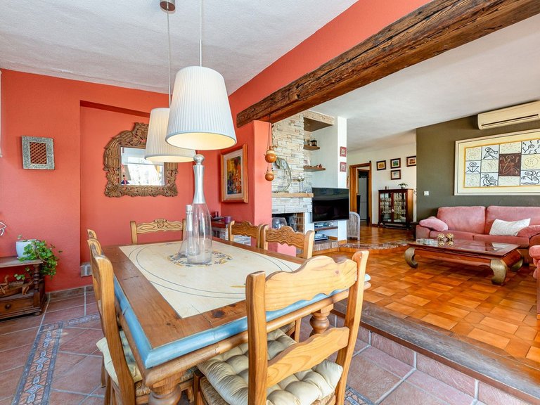 Villa for Sale in Benalmadena, Malaga 10