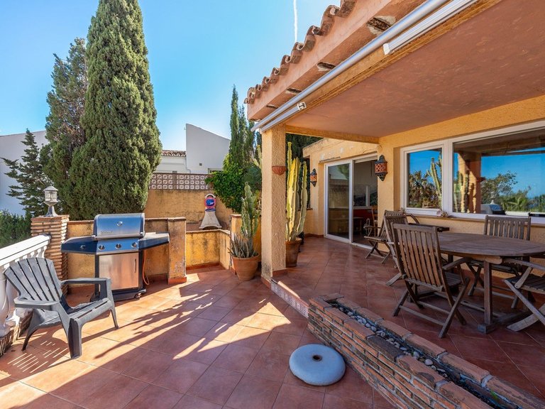 Villa for Sale in Benalmadena, Malaga 5