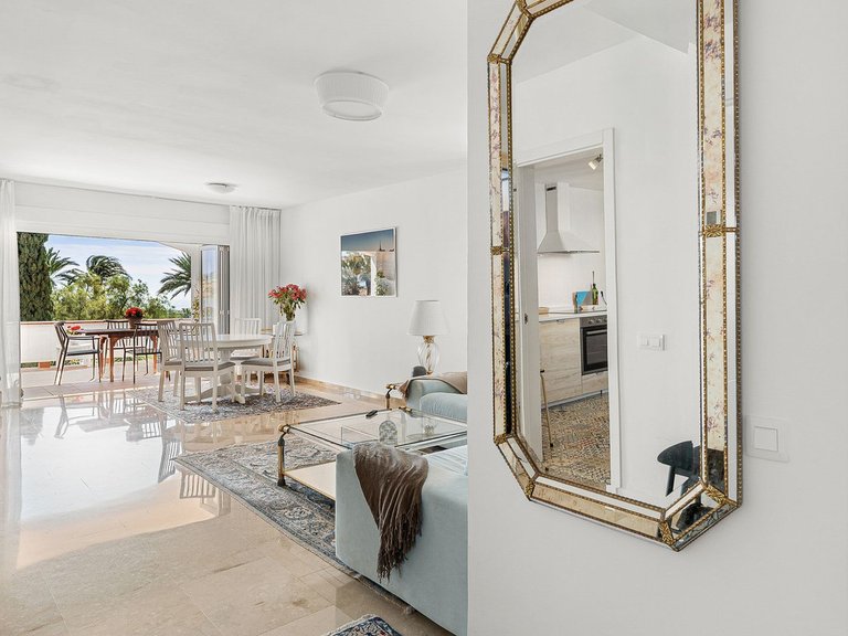 Apartment for Sale in Nueva Andalucía, Malaga 12