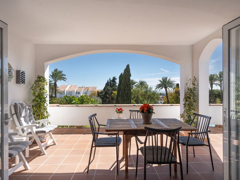 Apartment for Sale in Nueva Andalucía, Malaga 14