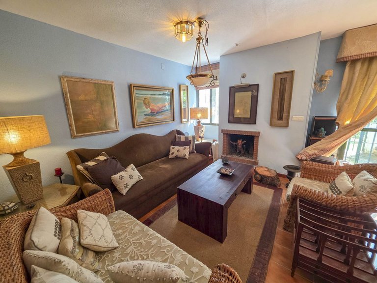 Villa for Sale in Casares Playa, Malaga 16