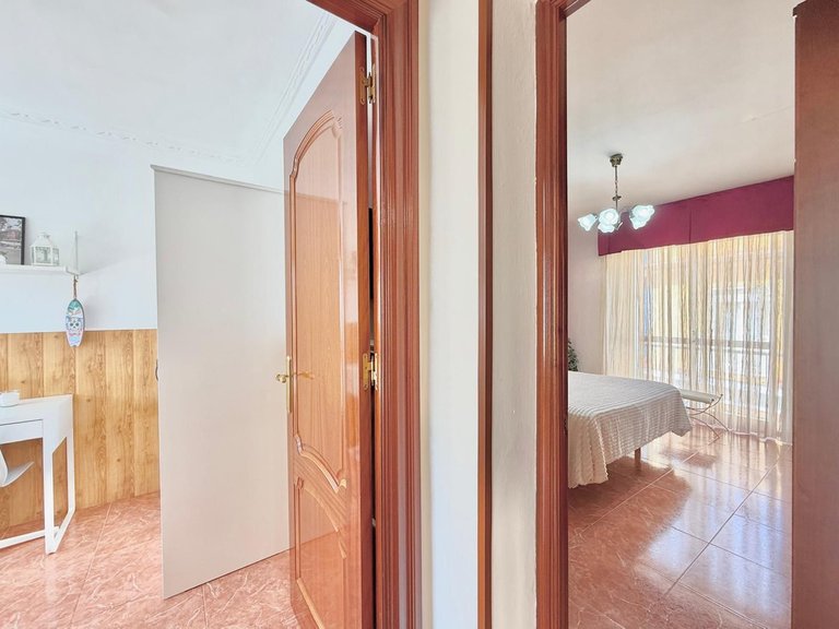 Villa for Sale in Los Pacos, Malaga 11