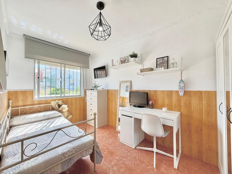 Villa for Sale in Los Pacos, Malaga 16
