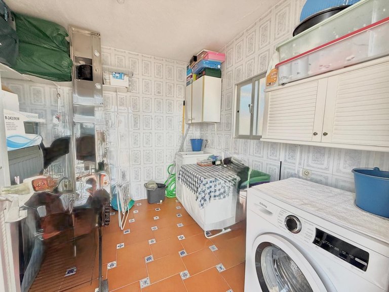 Villa for Sale in Los Pacos, Malaga 24