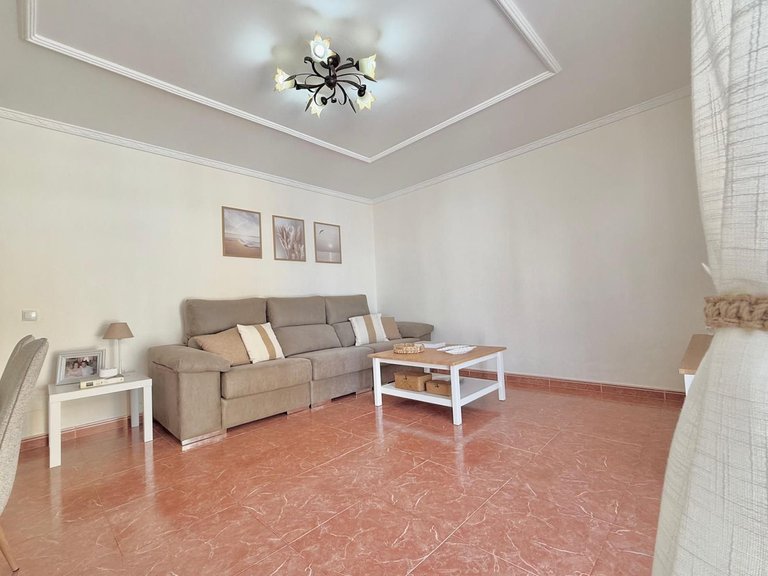 Villa for Sale in Los Pacos, Malaga 7