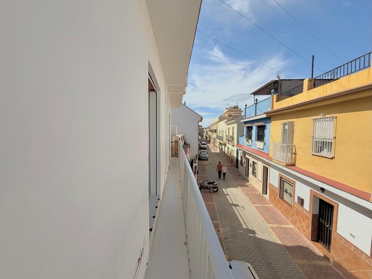 Villa for Sale in Los Pacos, Malaga 8