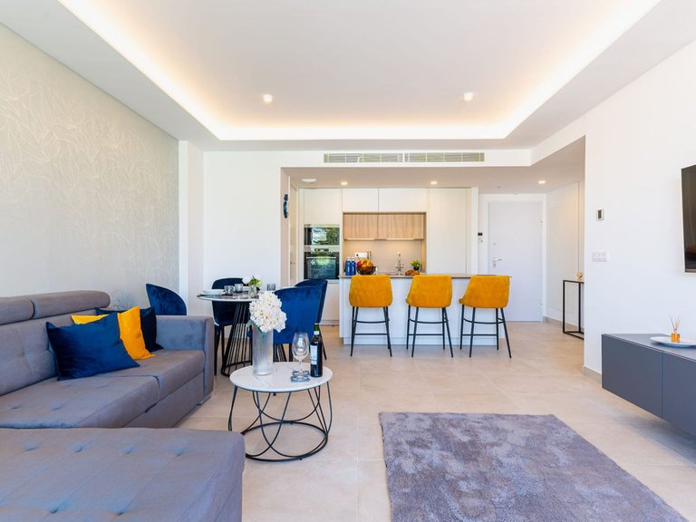 Apartment for Sale in Fuengirola, Malaga 12