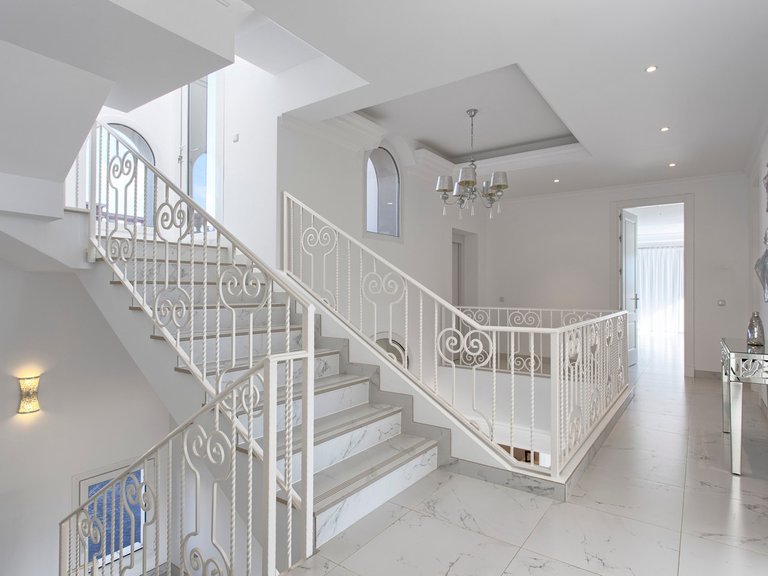 Villa for Sale in Benahavís, Malaga 24