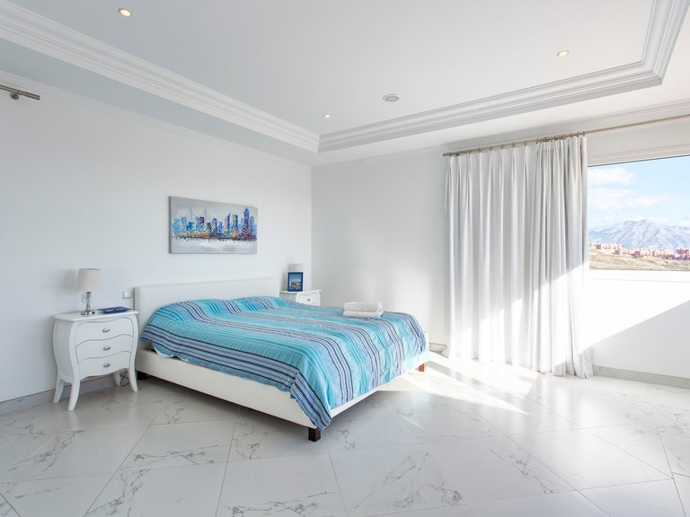 Villa for Sale in Benahavís, Malaga 28