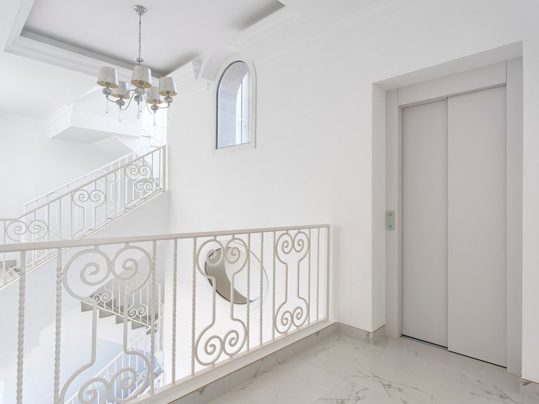 Villa for Sale in Benahavís, Malaga 30