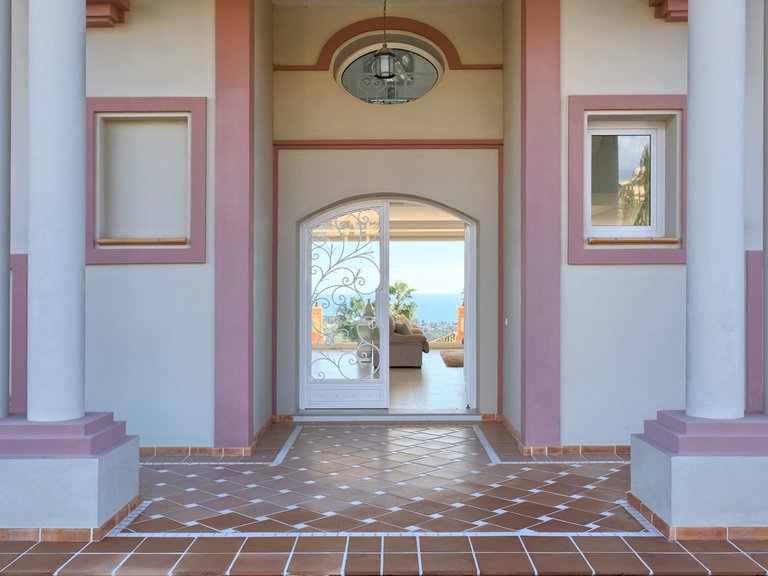 Villa for Sale in Benahavís, Malaga 46