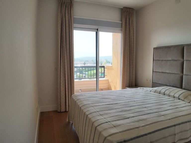 Apartment for Sale in San Pedro De Alcántara, Malaga 17