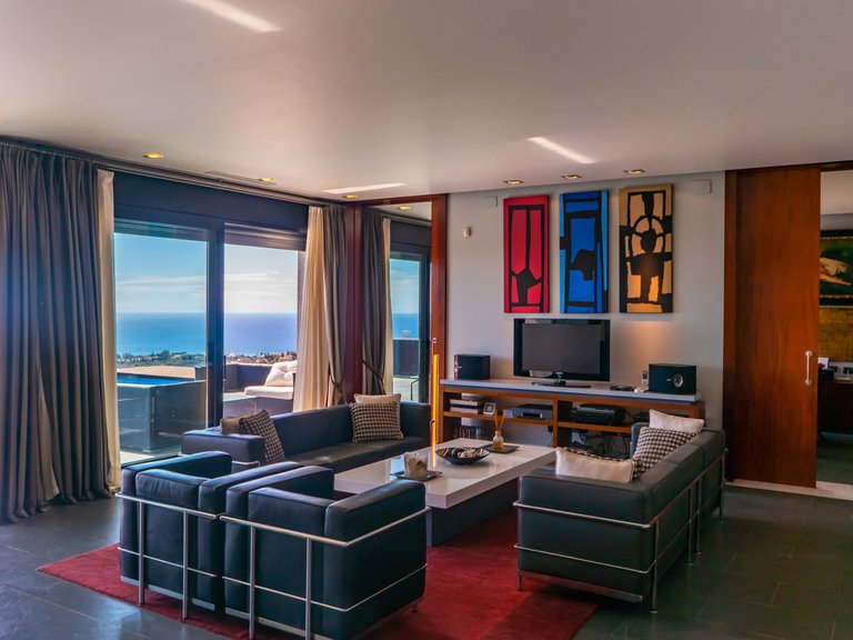 Villa for Sale in Altos De Los Monteros, Malaga 5