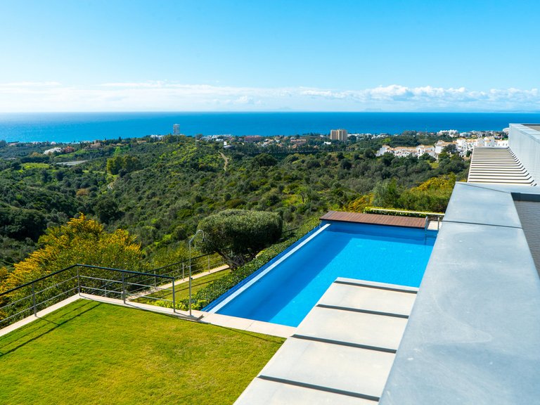 Villa for Sale in Altos De Los Monteros, Malaga 58