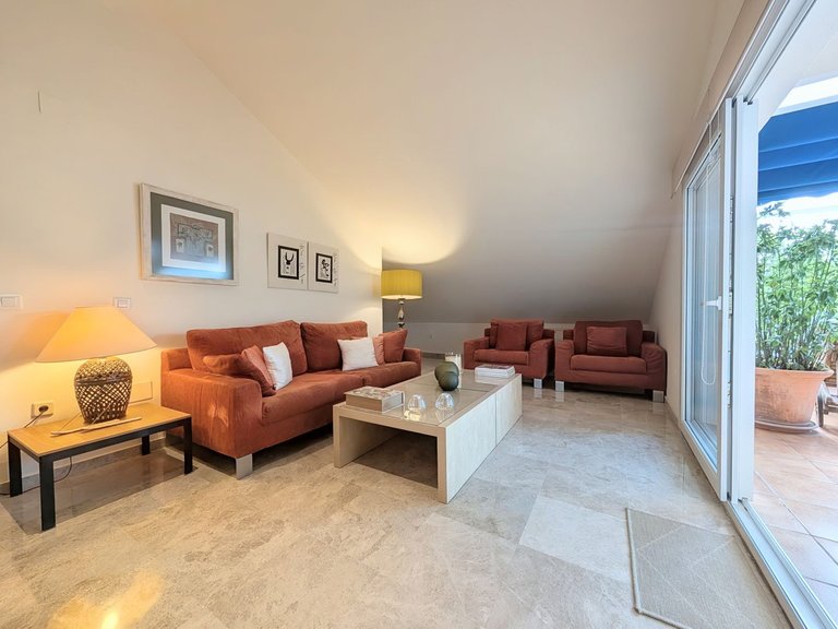 Apartment for Sale in San Pedro De Alcántara, Malaga 17