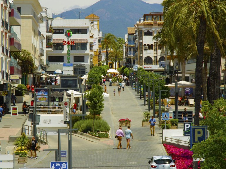 Apartment for Sale in San Pedro De Alcántara, Malaga 30