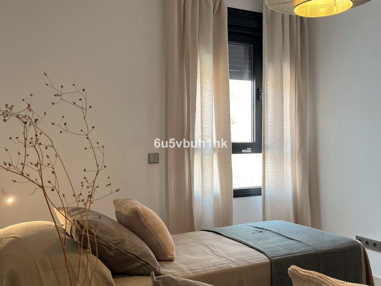 Apartment for Sale in La Quinta, Malaga 12