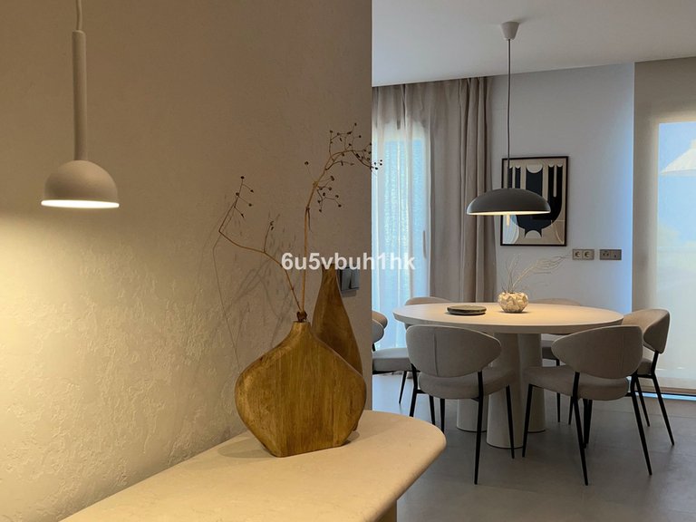 Apartment for Sale in La Quinta, Malaga 17