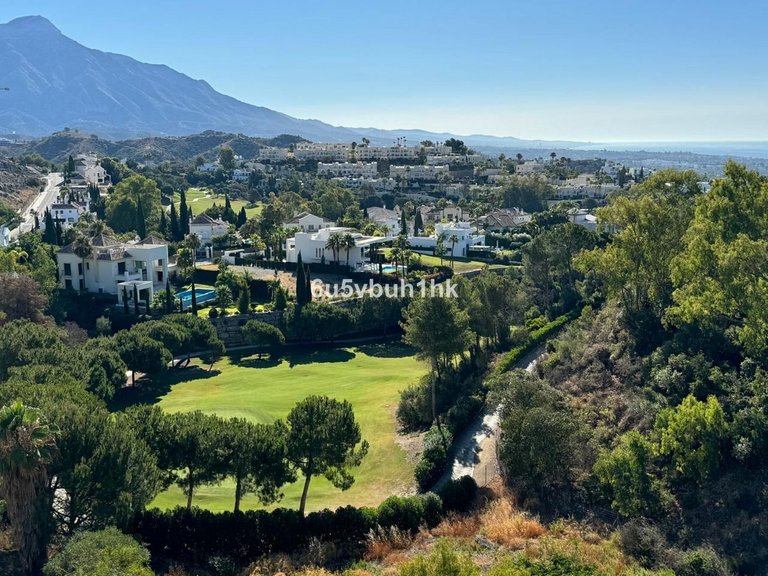Apartment for Sale in La Quinta, Malaga 26
