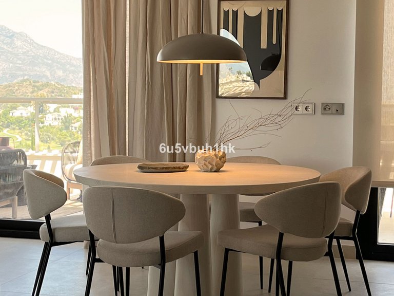 Apartment for Sale in La Quinta, Malaga 5